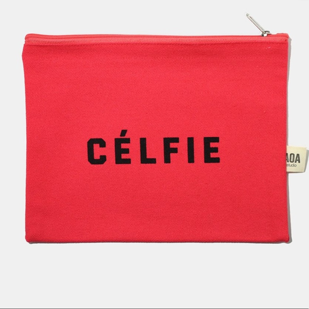 Red Cosmetic Bag selfie